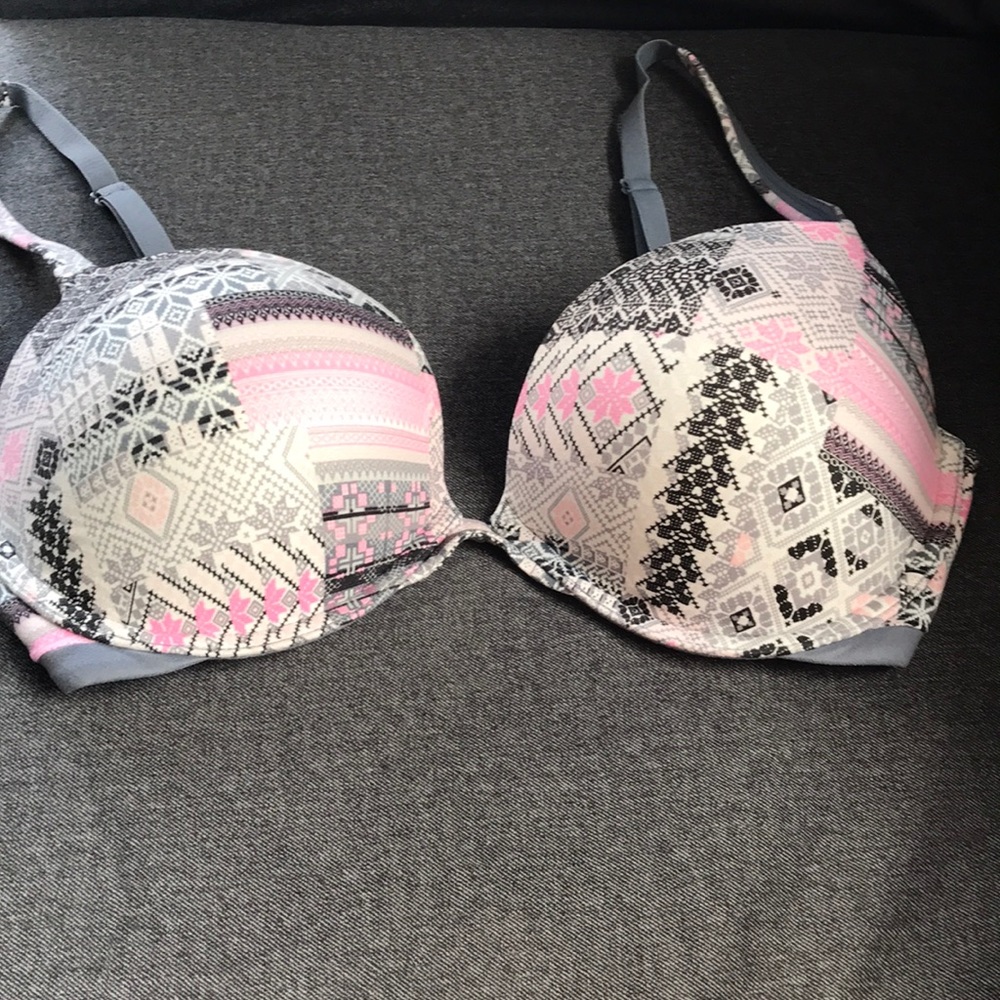 Victoria Secret Push Up Bra